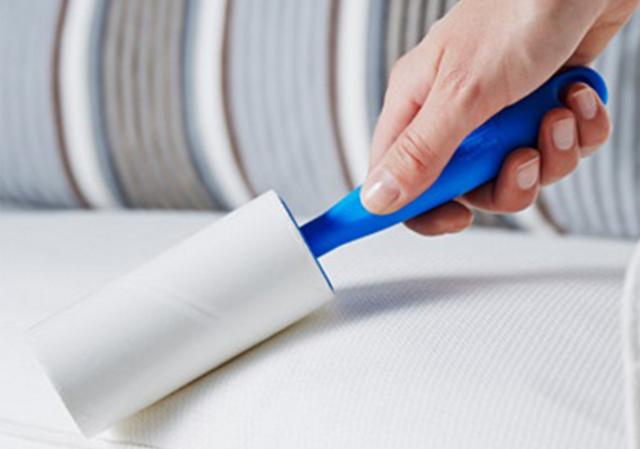 如何清理地毯上的毛发,地毯上有头发怎么清理