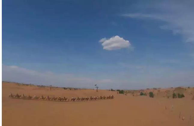 爱不爱她，都要带她库不齐沙漠暴走（图片整理）