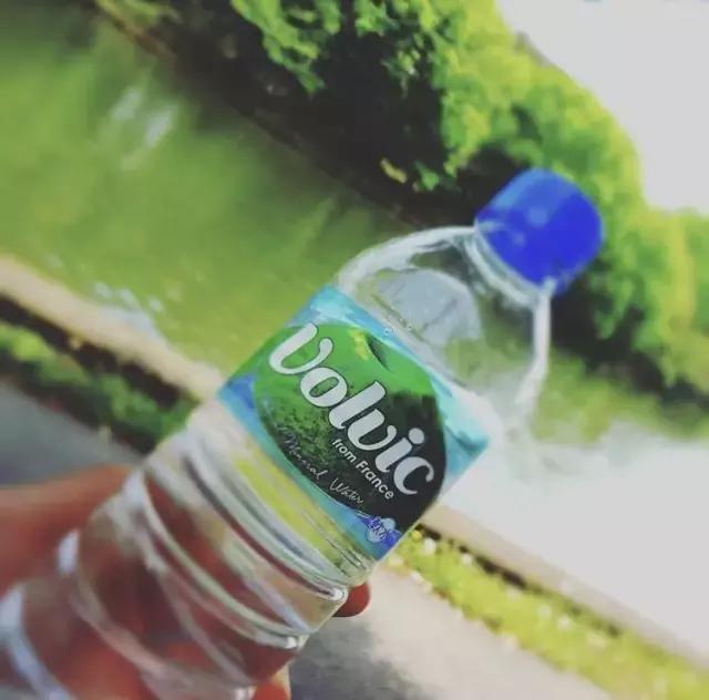 各个牌子的饮用水测评,什么品牌的饮用水最好