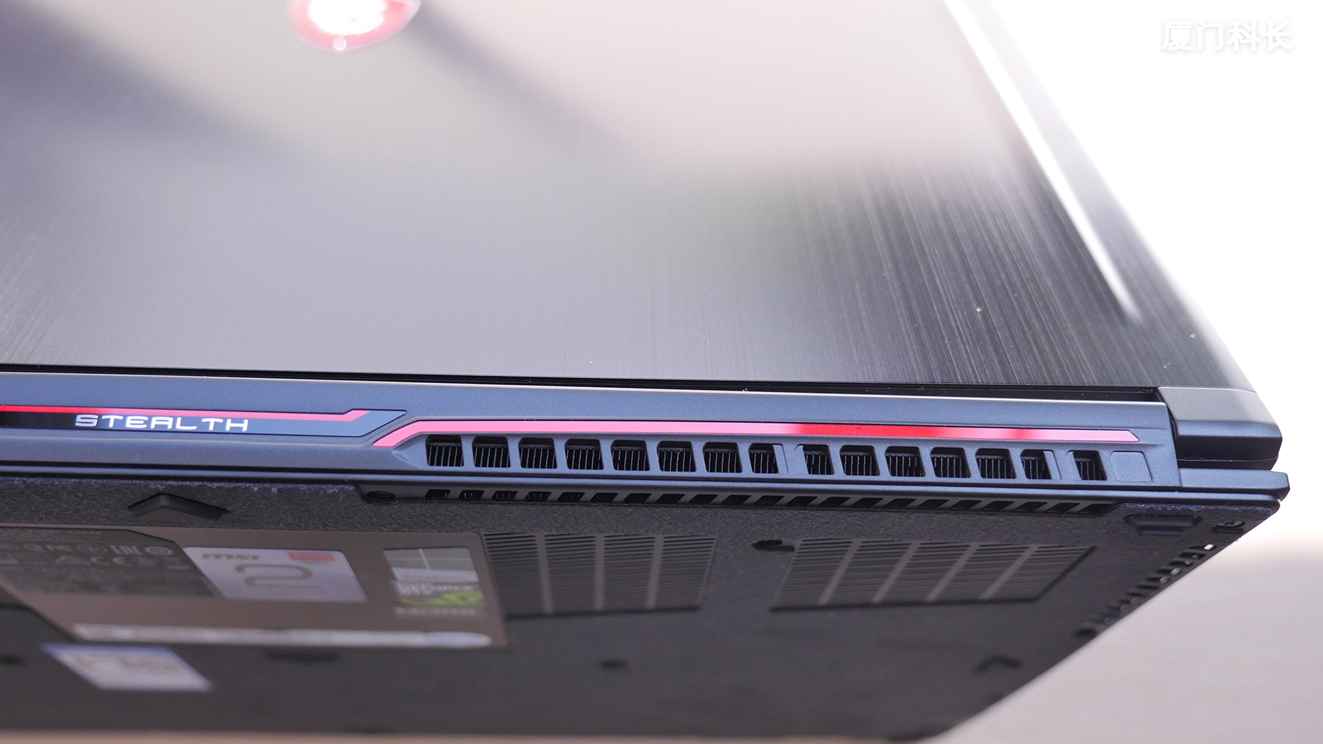 微星gs灯光,微星gs60性能