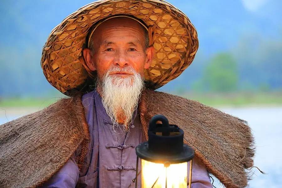 元宝山下,山水云间,悠悠闲云时光,恰好那时我也在