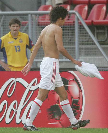 前国脚成维权专业户为表达不满被禁赛多达18场