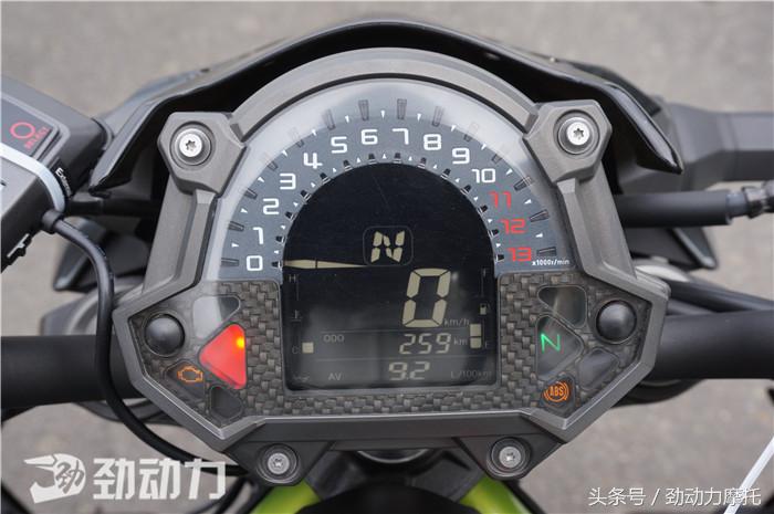 川崎新发布越野车,川崎新款