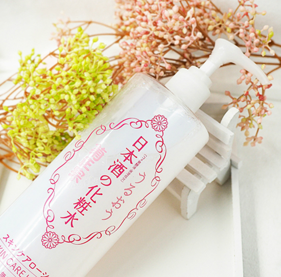 世界上第一瓶化妆水,最好用的几款化妆水