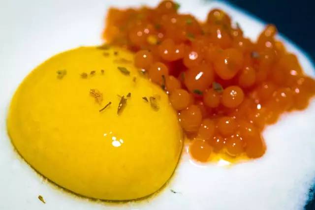 买一套1千元的玩具,500块1套玩具