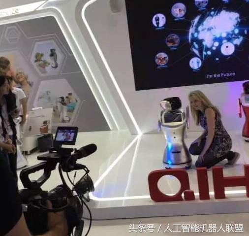 当机器人遇上人工智能,足球联赛机器人