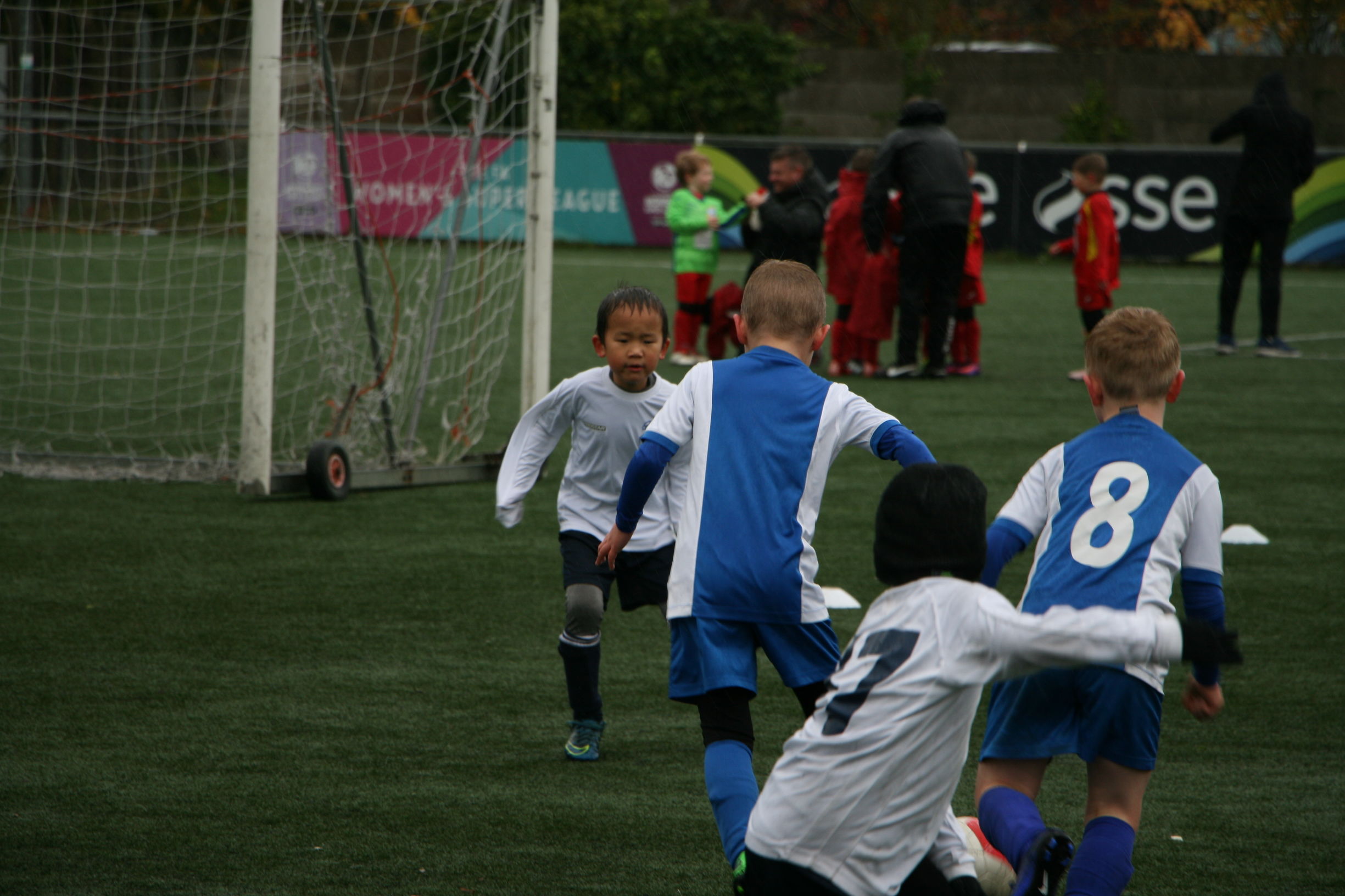 一个中国足球运动员的成长历程,一个足球少年的传奇一生