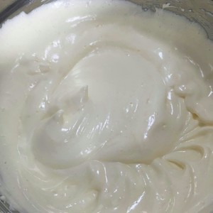 这款爆浆红丝绒蛋糕太好吃了,口感细腻的红丝绒蛋糕