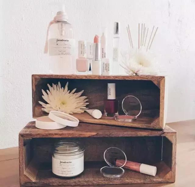 卖彩妆护肤品,卖衣服美妆品