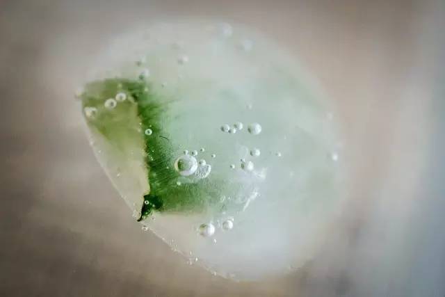 买一套1千元的玩具,500块1套玩具