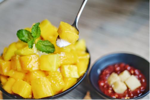 邱莹莹应勤初次咖啡馆见面,欢乐颂邱莹莹咖啡馆瑞幸