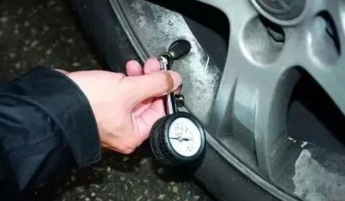 夏季车辆防自燃注意安全事项,夏季车辆自燃高发原因