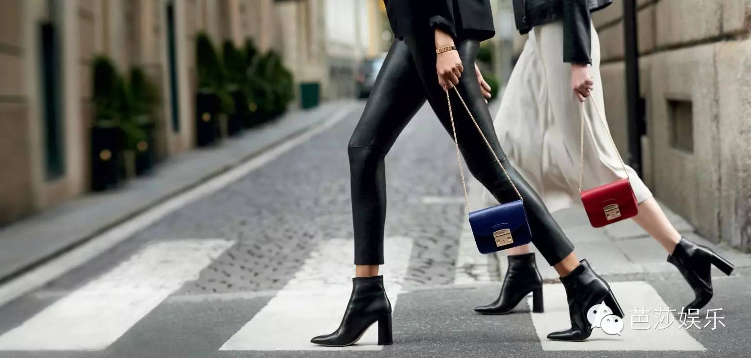 gigihadid私服都是神仙单品,gigihadid化妆包