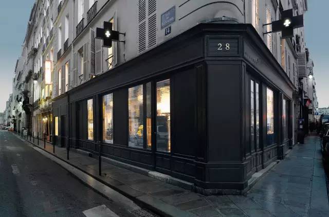 巴黎打折村的购物攻略,巴黎三街有什么好玩的地方