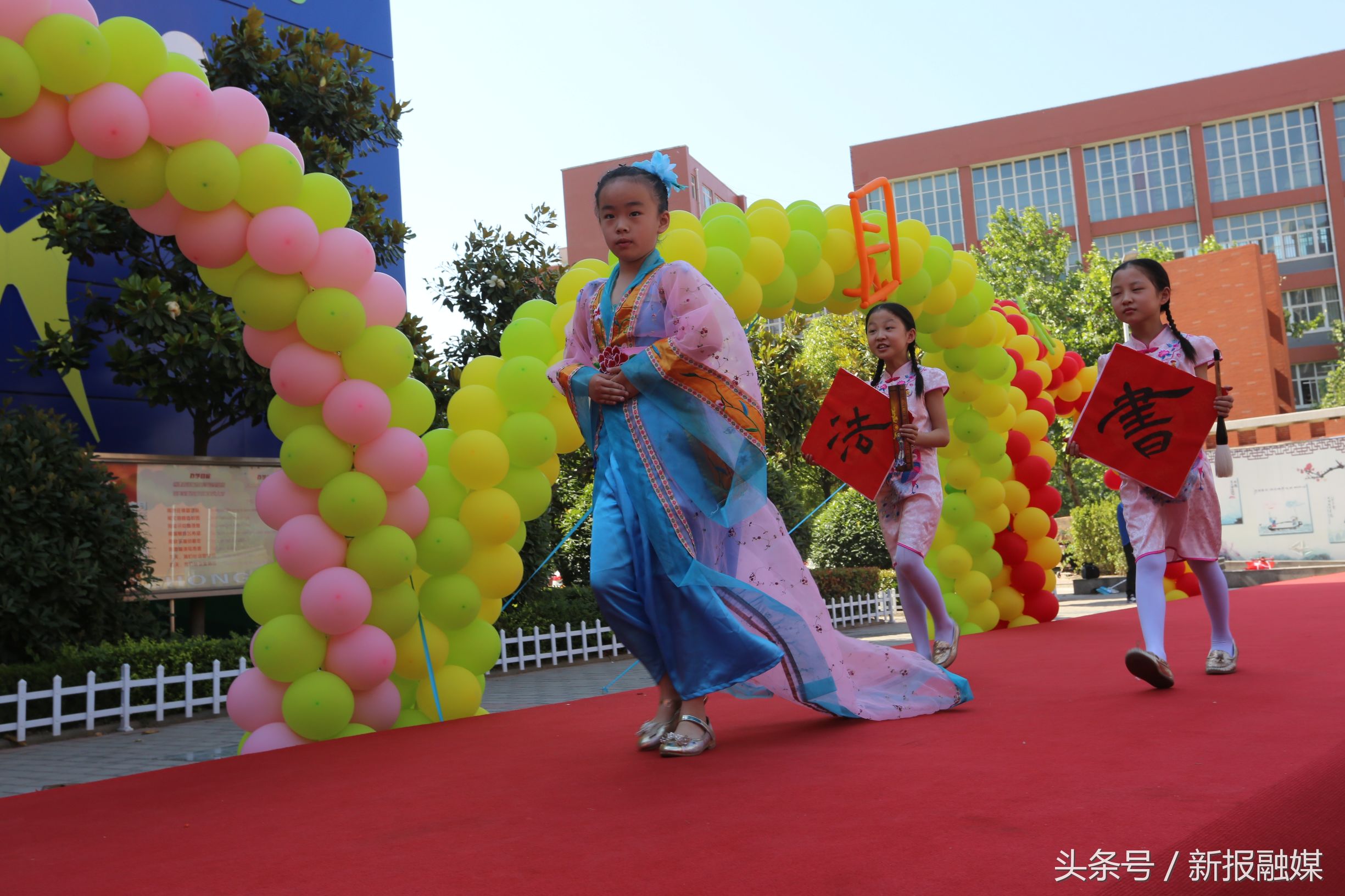 郑州经开区艺术小学足球队,郑州经开区实验小学运动会