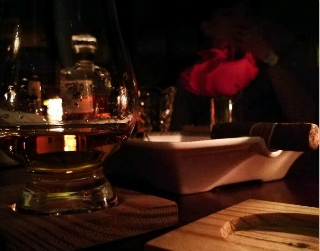 深圳必打卡的十家酒吧,深圳最嗨最劲爆的酒吧