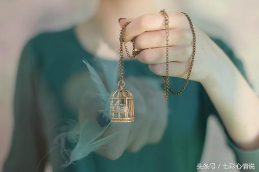 只有自己明白选择了就没有回头路,既然已经选择了放弃就不要回头