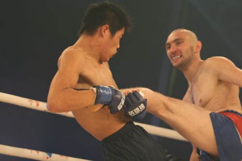 李景亮对打武僧一龙,采访李景亮秒杀一龙