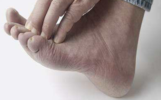 糖尿病患者夜间脚疼怎么办？中医说应该这样缓解