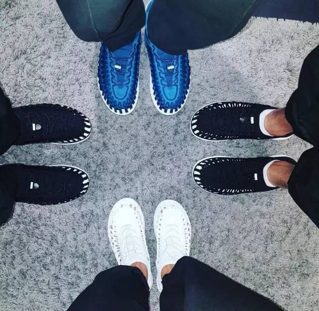 夏天来了该穿凉鞋了,穿凉鞋的季节到了