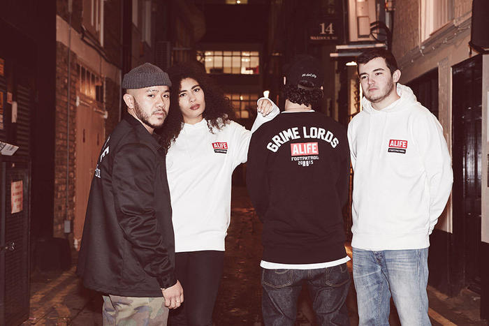 supreme潮流衣服,买supreme值吗