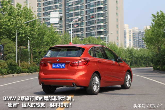 17年宝马220i旅行车高速试驾,驾驶轻松的suv