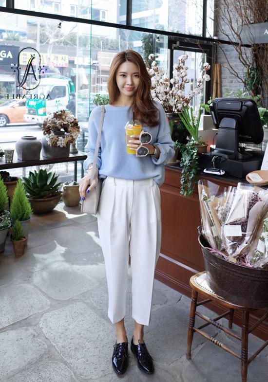 蓝色搭配什么样的颜色好看,蓝色配什么颜色好看才有高级感