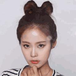 发型也是“整容刀”,今年夏天流行的蝴蝶结发型你一定要学