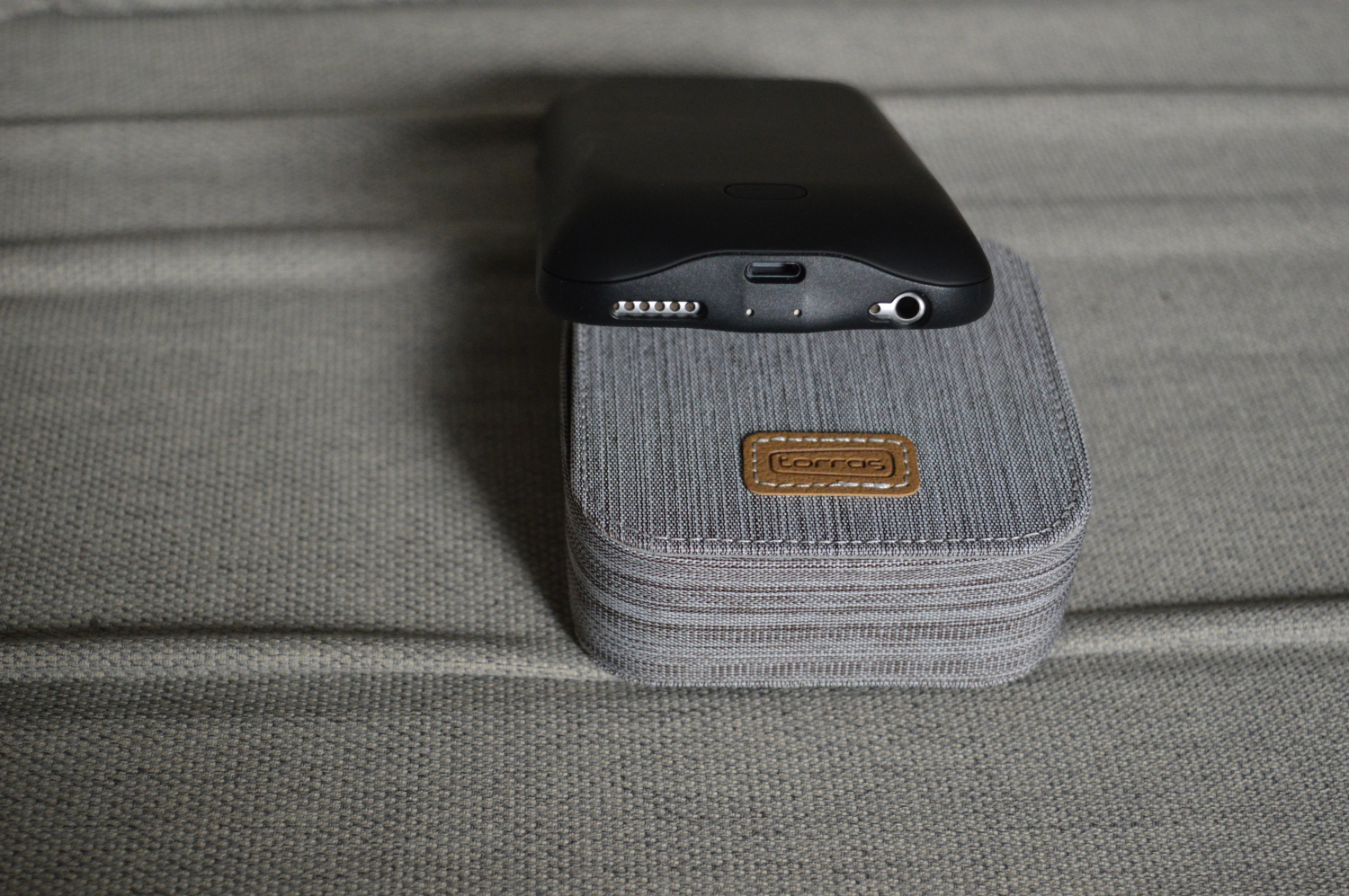 苹果手机用图拉斯磁吸充电宝好吗,iphone充电宝图拉斯