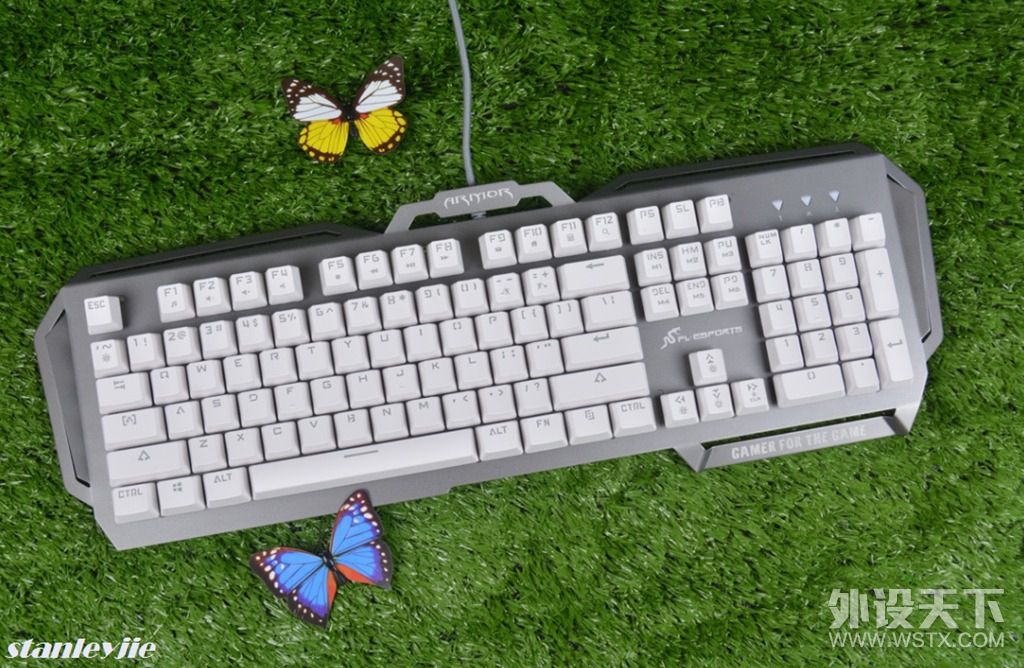 腹灵光轴机械键盘怎么样,红轴104机械键盘测评