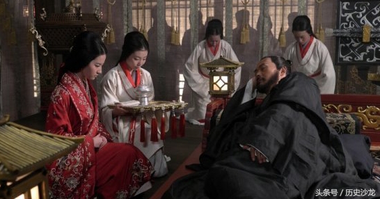 日本战神源义经的故事,源义经为什么被日本人当成英雄