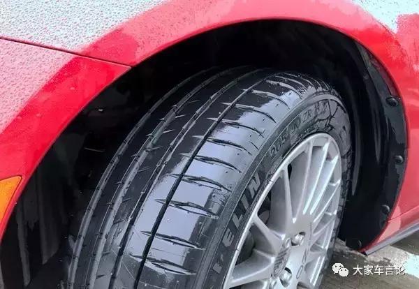 马自达mx5第一代街拍,马自达mx5祖母绿