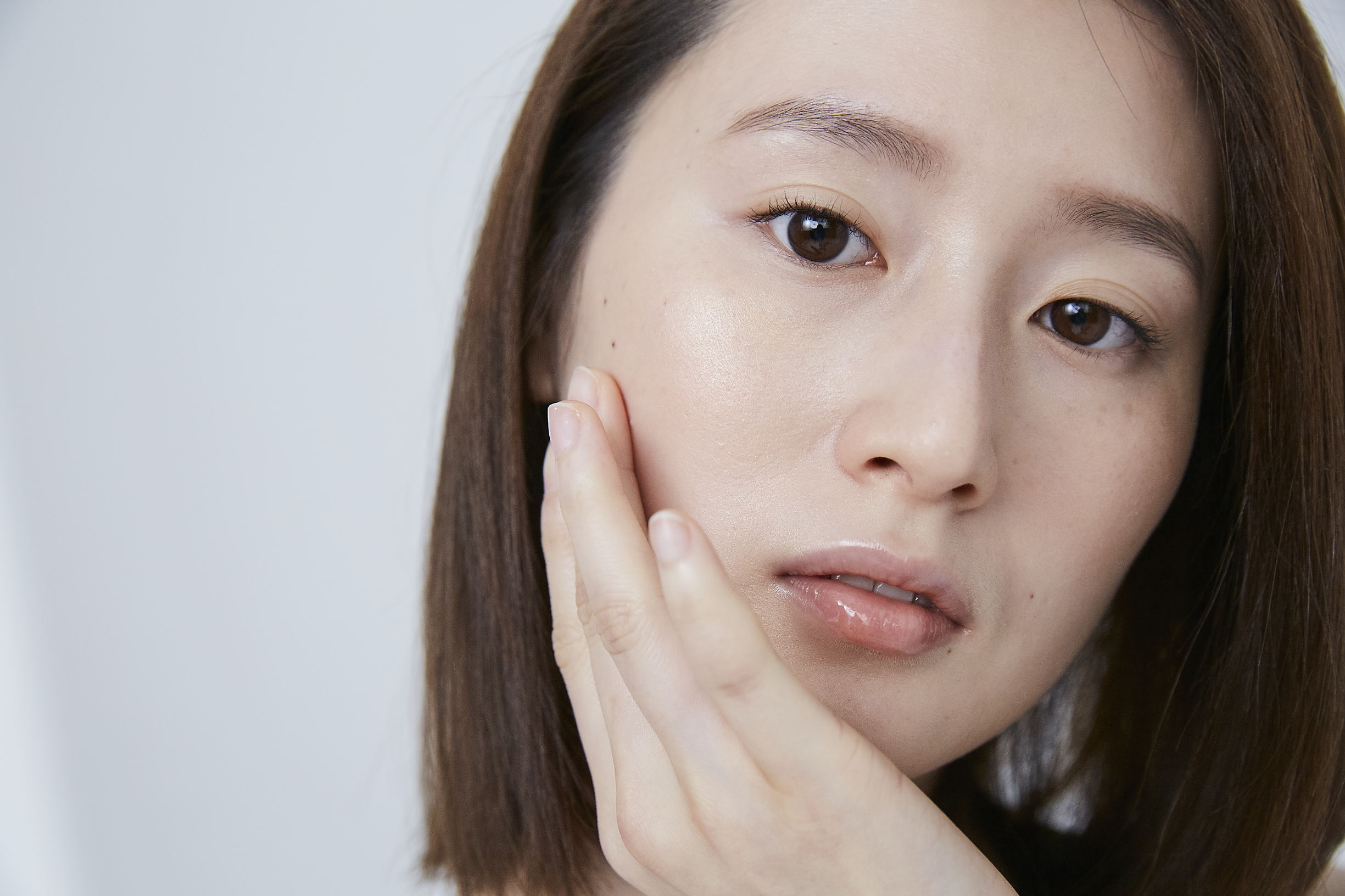 夏天化妆出汗脱妆怎么办,夏天一化妆就出汗怎么办