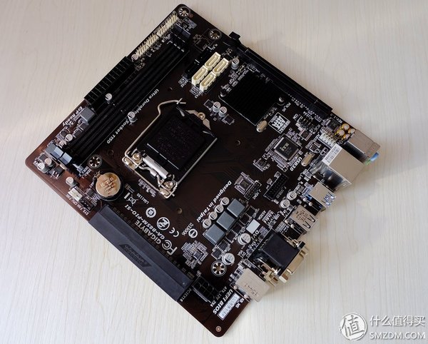 【良心定价的网吧利器,槽点需改进】惠科HKCX320曲面一体机拆机、升级配件及评测