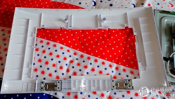 【良心定价的网吧利器,槽点需改进】惠科HKCX320曲面一体机拆机、升级配件及评测