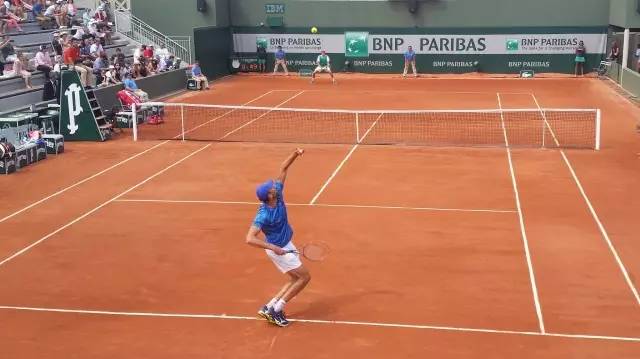 法网女单王蔷第二轮直播,2017温网王蔷vs大威