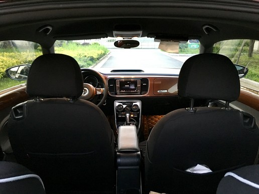 新到17年大众甲壳虫,14年大众甲壳虫白色驾驶感受