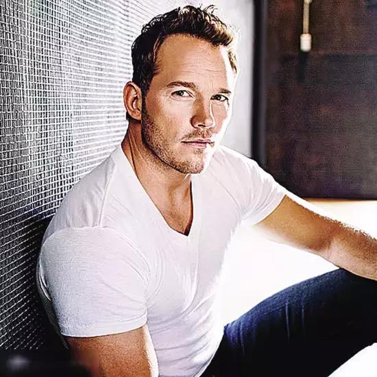 最舒服的纯色t恤,一件白t恤玩转你的春夏衣橱