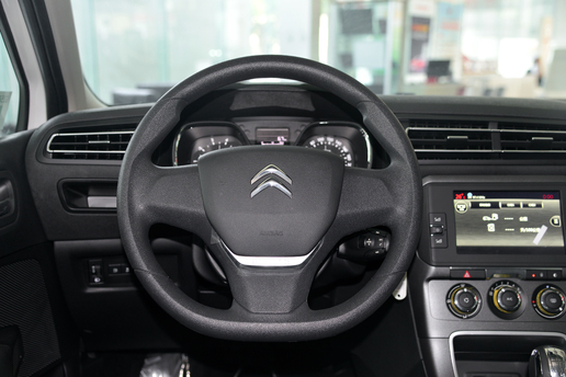 雪铁龙c4世嘉1.6自动豪华版测试,如何全面了解雪铁龙c4世嘉