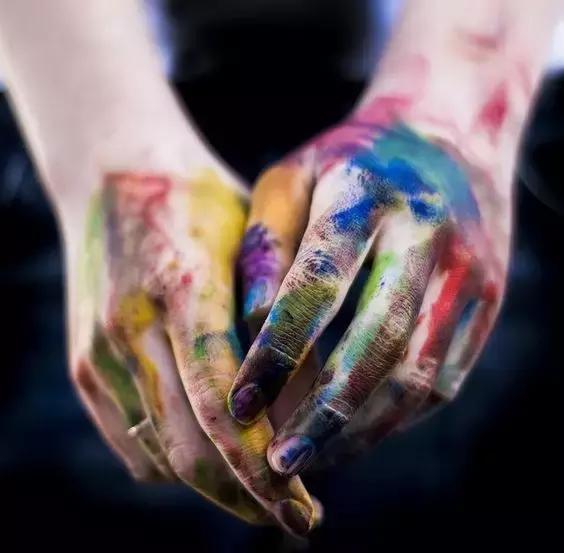 画画看起来很难,画画不容易啊