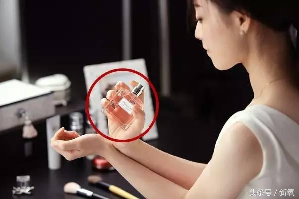 扒开女明星的化妆包|看完倪妮的化妆品我觉得井柏然养不起她