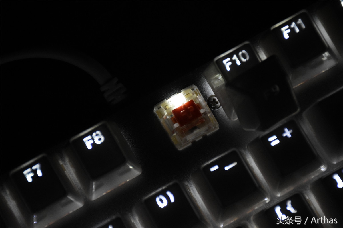 雷柏v500pro快银轴键盘测评,雷柏v500s冰晶版怎么调灯光