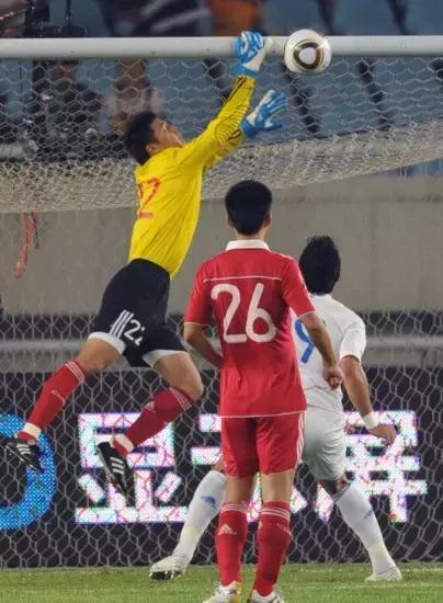 18岁被借给印尼,一路升级成圣战士,他都经历了什么?