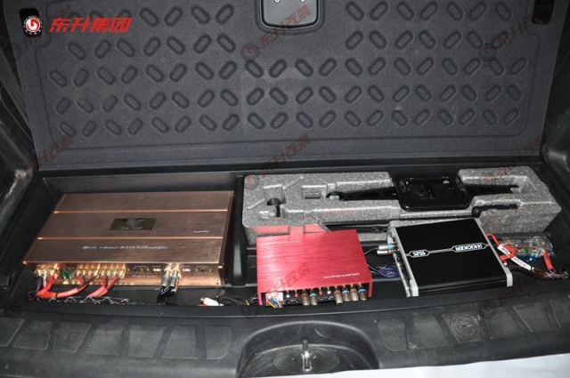 11年起亚霸锐音响改装,起亚霸锐音响改装