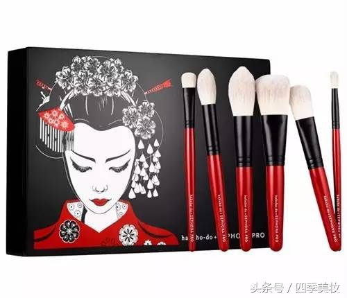 简单化妆必备化妆品,化妆初学者必备化妆品购买清单