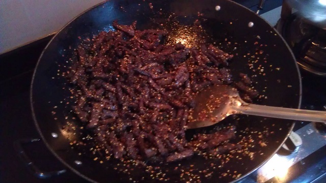 牛肉干农家自制,风味牛肉干正宗做法