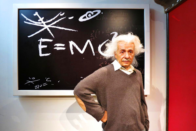 香港山顶附近旅游攻略,去香港太平山顶怎么玩