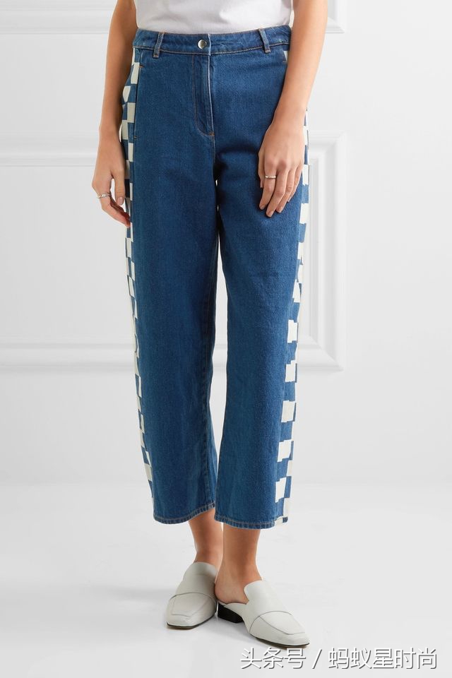 深秋款浅色微喇牛仔裤,早秋新款三角边牛仔裤