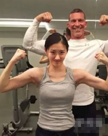 碎片时间用来王者打野?为了美和健康,当然还是碎片普拉提