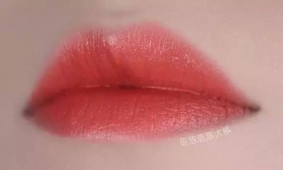 魅可mac好看的色号,魅可mac三色高光使用方法